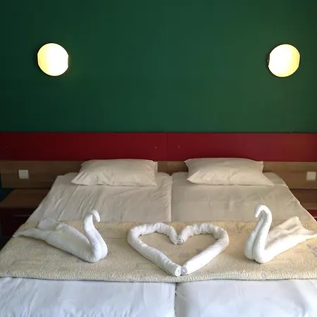 Отель Kiparisite