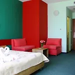 Kiparisite 酒店 阳光海滩