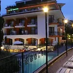 Kiparisite 4* 阳光海滩