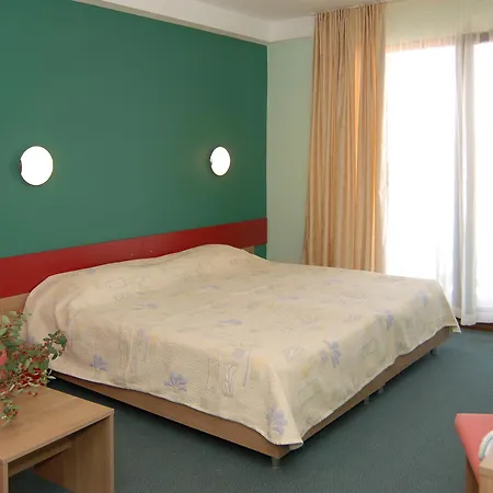 Kiparisite Hotell Slăntjev Brjag