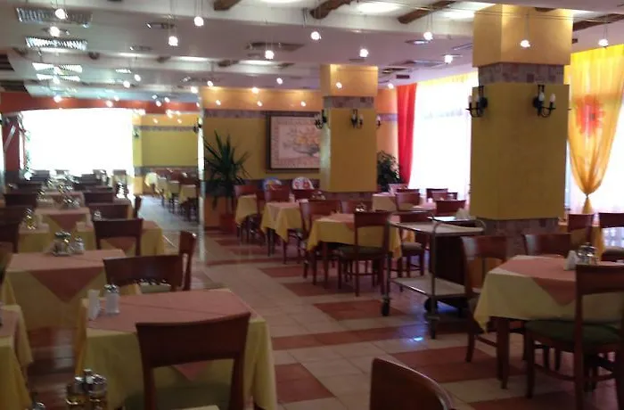 Kiparisite Szálloda